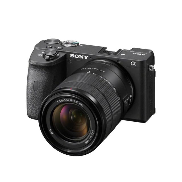 SONY ALPHA 6600 KIT M. 18-135MM F/3.5-5.6 OSS