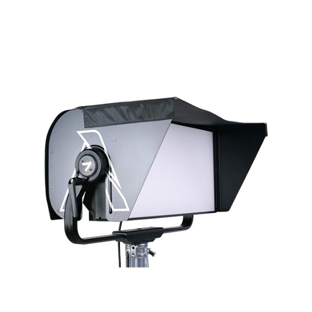 APUTURE NOVA P600C RAIN SHIELD