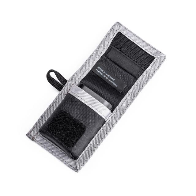 THINK TANK CF/SD + BATTERY WALLET, BLACK/GREY