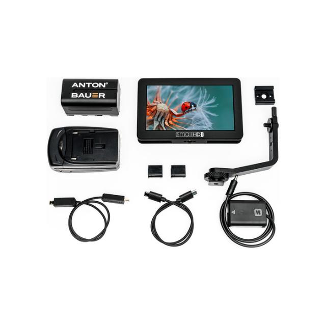 SMALL HD FOCUS PANASONIC  BUNDLE