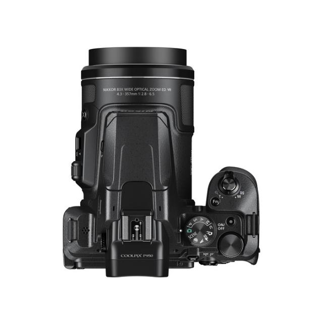 NIKON COOLPIX P950
