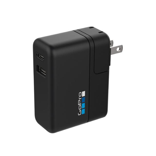 GOPRO SUPERCHARGER (DUAL PORT FAST CHARGER)