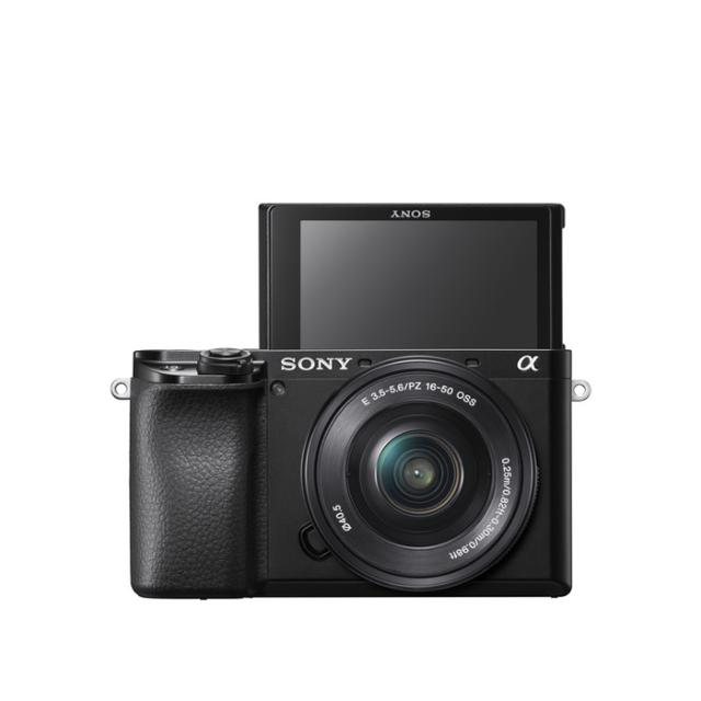SONY ALPHA 6100 KIT M. 16-50MM & 55-210MM