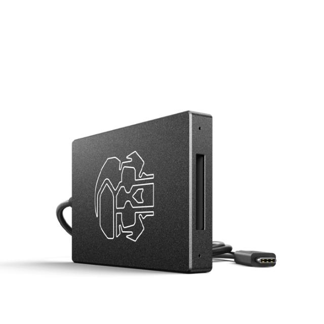 RED CFEXPRESS TYPE B CARD READER