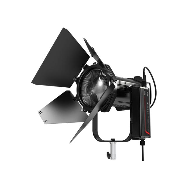 FIILEX Q8 COLOR W/LUMEN RADIO+BARNDOOR+PSU